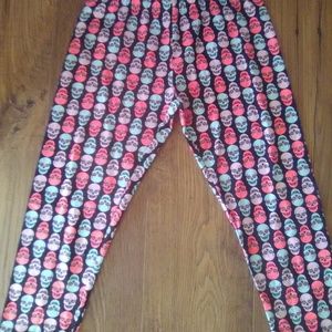 Cutest Skull Print Leggings/Capri's